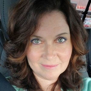 Meet your Posher, Monica